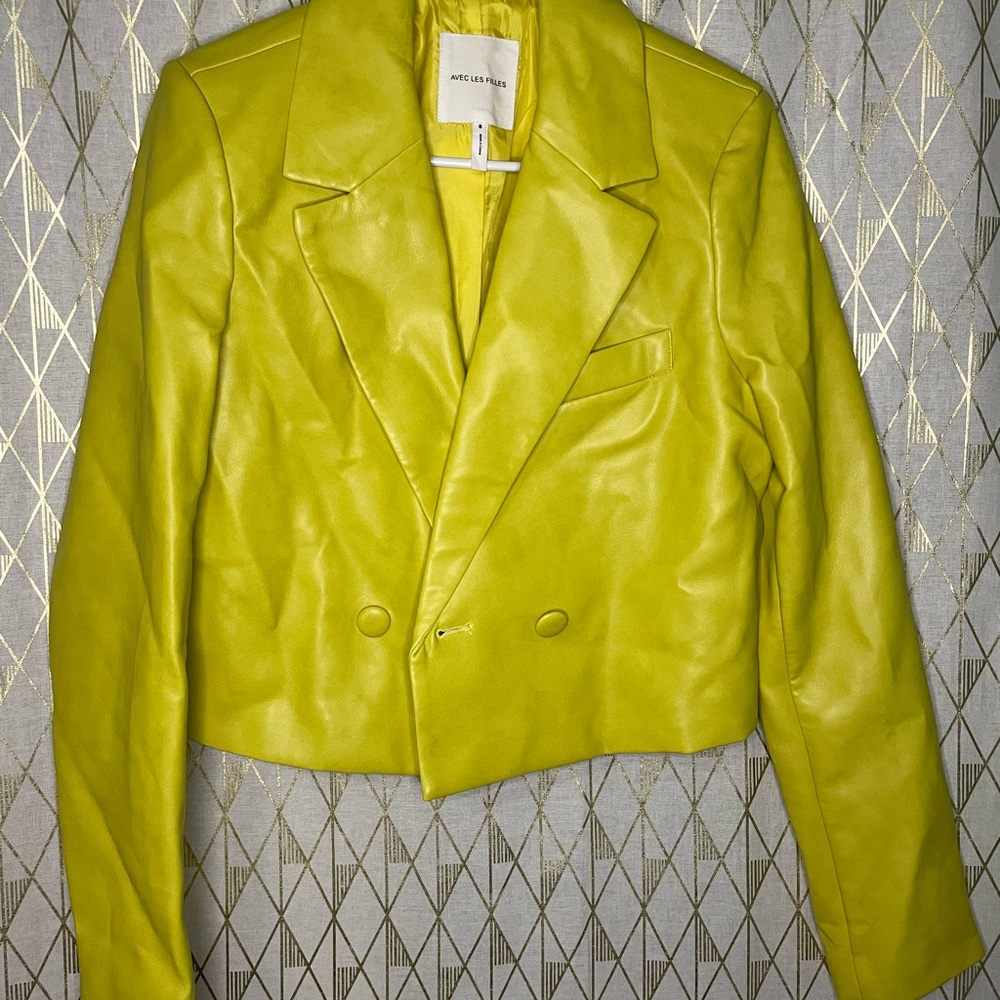 Avec Les Filles Women's Lime Blazer